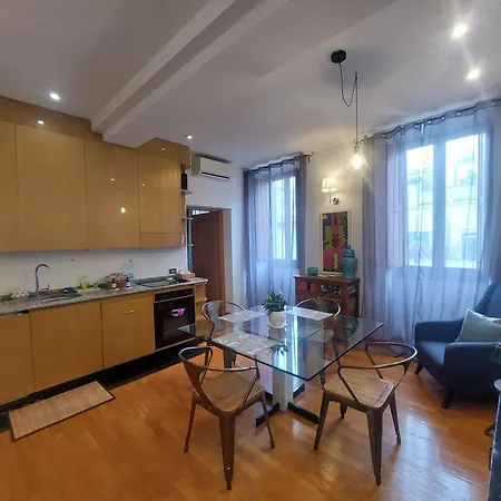 Exclusive Flat Piazza Di Spagna Rome